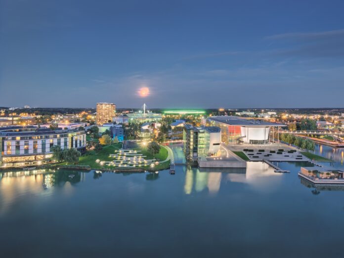 OLYMPUS DIGITAL CAMERA Autostadt in Wolfsburg