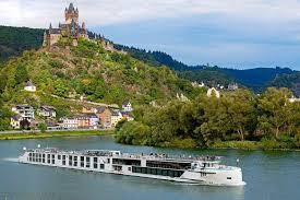 Rhine Valley Travel Guide: Castles, Cruises & Wine Towns