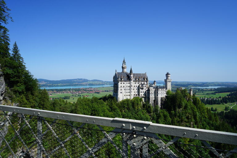 Neuschwanstein Castle Visitor Guide: Tickets, Tips & Best Views